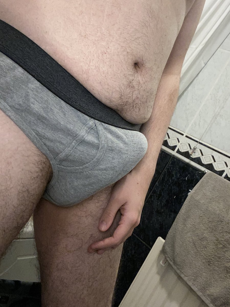 h0rror_show's tweet photo. few more pics up on OF ! vids be coming in the next few days, in the meantime i could use a hand with this 
https://t.co/bRAyLVS34U
#gay #gaychub #gayhairy https://t.co/9TozuJ5jAk