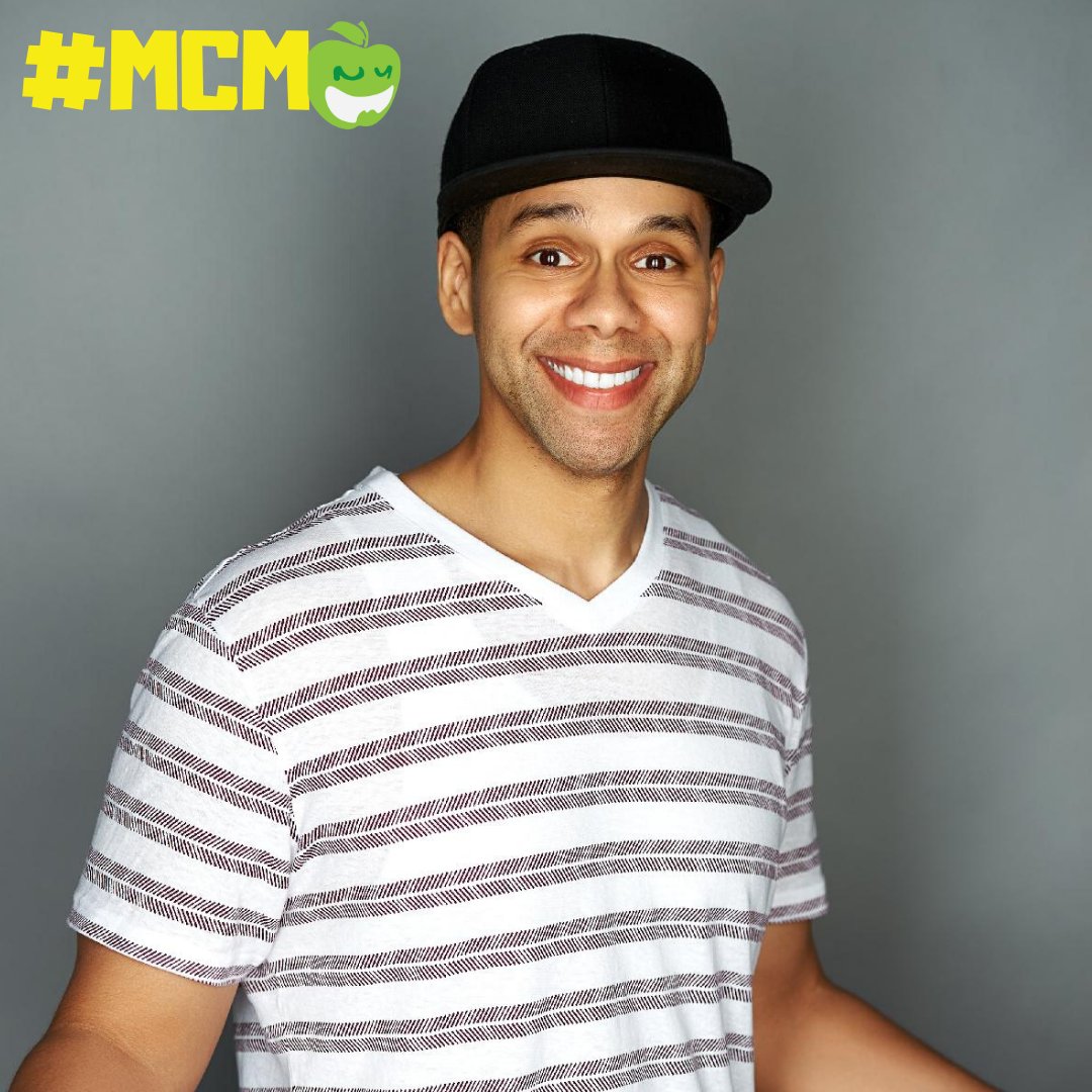 NYLaughs's tweet photo. This week's #MCM @LaughingVlad is a Comedian, a son, a brother, a retired I.T. Guy, and #MAJORBABE #WomanCrushWednesday https://t.co/anuOmeis2Y