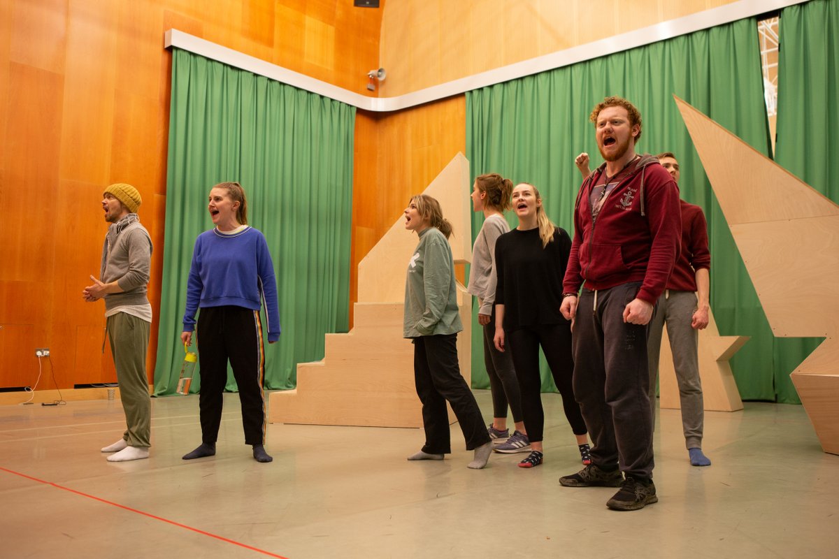 NoHorizonUK's tweet photo. 📸 Rehearsal Shots 📸
We're in rehearsals ready for our show at @HGtheatre next month!
#HarrogateHour
#ChuffMe
@Harrogatehour
@VisitHarrogate
@VisionHarrogate
(Photo Credit: Marc Wilmot)
🎟 - https://t.co/USy4wT47Hx https://t.co/D1Nvw7X2NI