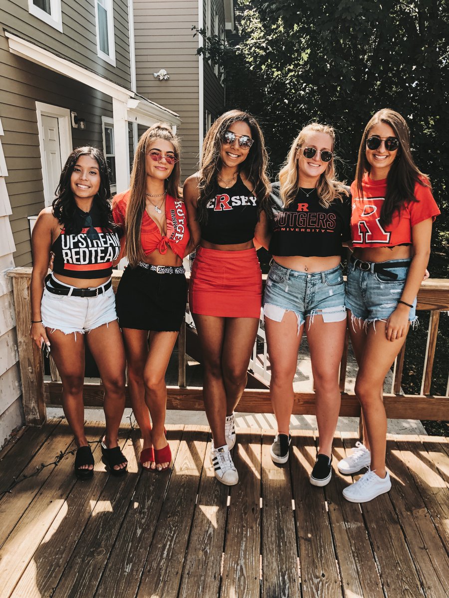 Gabriel57327554's tweet photo. I feel this photo depicts the essence of Rutgers for me because it is me with my friends while on a game day, rooting for our school and football team. Game days are a tradition and it is nice to experience it together, especially as seniors this year! #DCIM353a #TXC20 https://t.co/rAcPD2S1fU