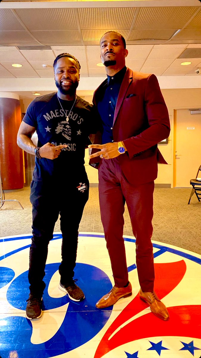 Always lookin’ sharp.