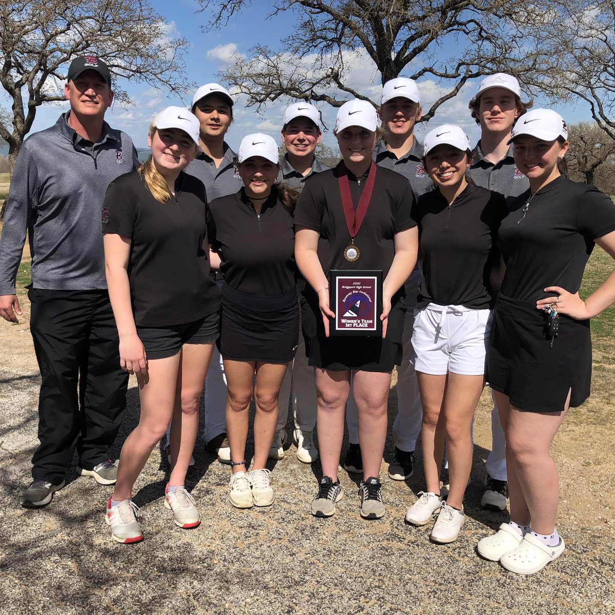 BportTXBulls's tweet photo. Senior Taite Read shoots an 84 to win 1st place at the BHS Runaway Bay Invitational. Our girls won 1st overall. Great day to be a Sissie! @bportgolfsquad https://t.co/wMFqLo6x8M
