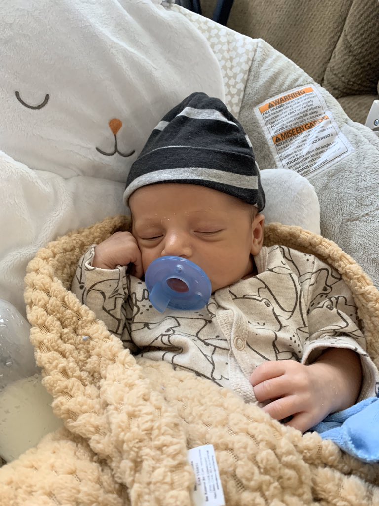 grappl3's tweet photo. Two weeks old today 🙌🏼😍💕 https://t.co/k0eP8reRc0