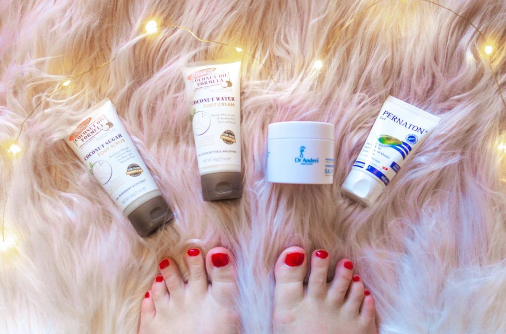 NatFeetWeek's tweet photo. How well do you care for your feet? Find out what @hipsterbloggo thinks all about #NatFeetWeek #LetsTalkAboutFeet https://t.co/zHt2vXJPoT https://t.co/TOogFTxb4Z