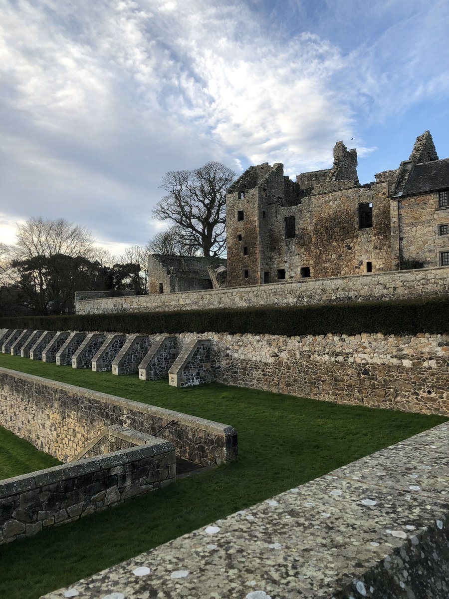 BagsBrodie's tweet photo. Desperate for the weather to improve so I can explore more Scottish Castles! @welovehistory @HistEnvScot #HistoricScotland https://t.co/VIB4HnsXq1
