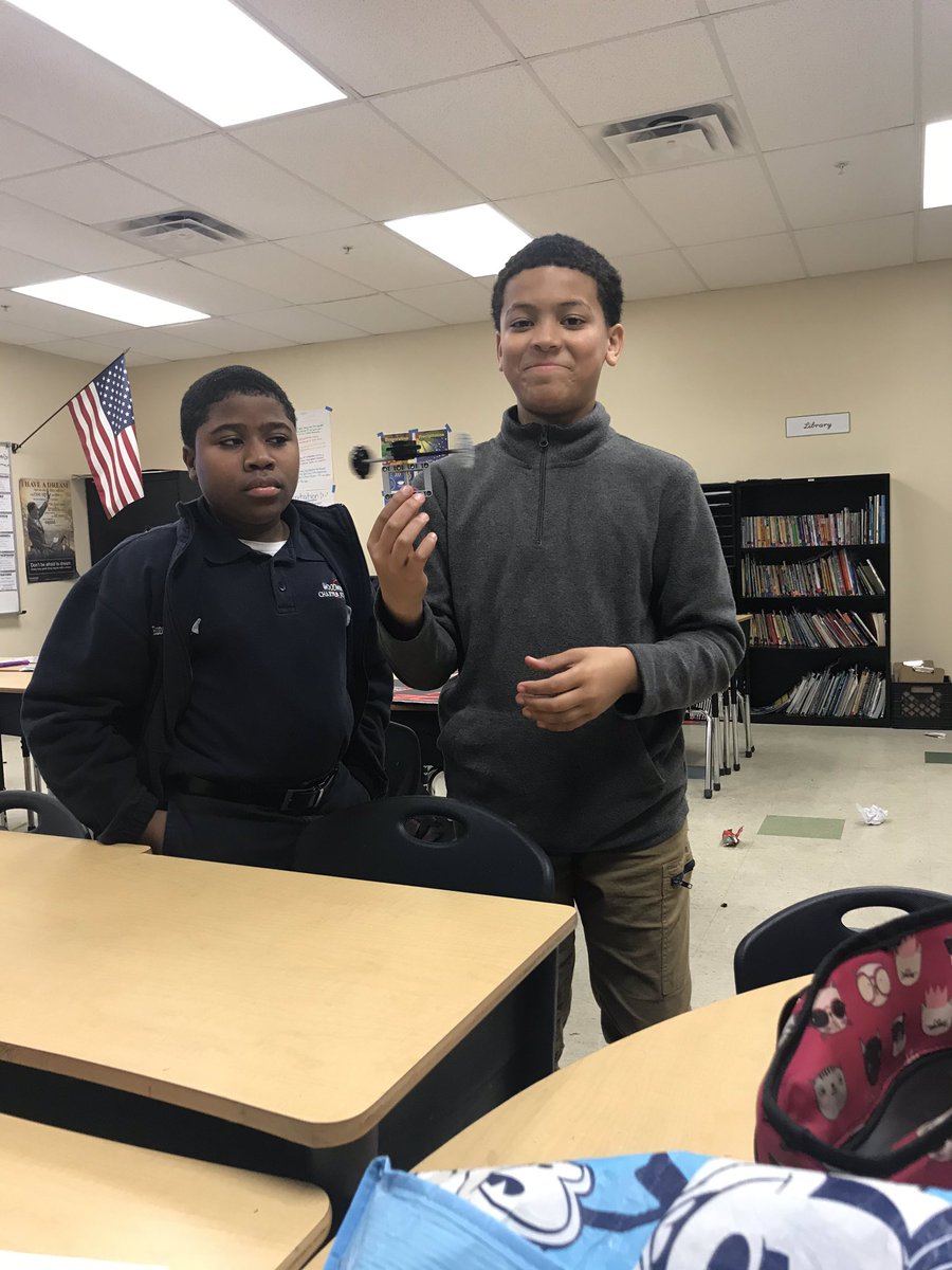 aliano_mr's tweet photo. 21st century #robotics #stem #building #teamwork https://t.co/9JrAfed7OL