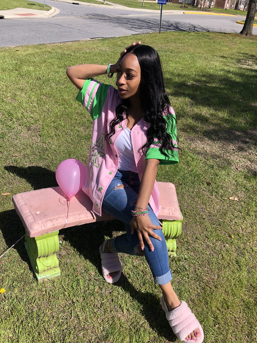 dymoniqueee's tweet image. Alpha Girls Are Really Fine 🐸💗 #DeltaTheta