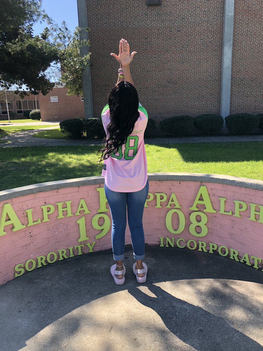 dymoniqueee's tweet image. Alpha Girls Are Really Fine 🐸💗 #DeltaTheta