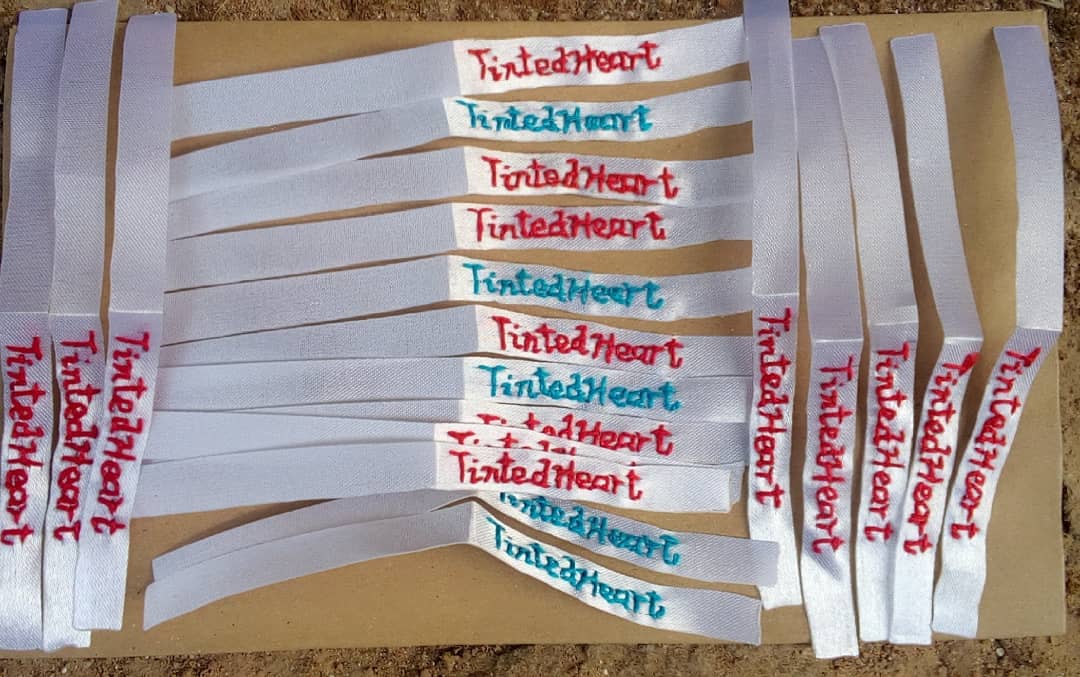 jay_crafts's tweet photo. Yippee!😊

Finally delivered to Calabar!

She loves them!

Putting in your best and getting encouraging feedbacks feels so good.

@duchess_heart_ , thank you so much for your patronage. God bless your handwork.

Would you like to make labels?

Call/ WhatsApp : 07031139973 https://t.co/apJAHo4tth