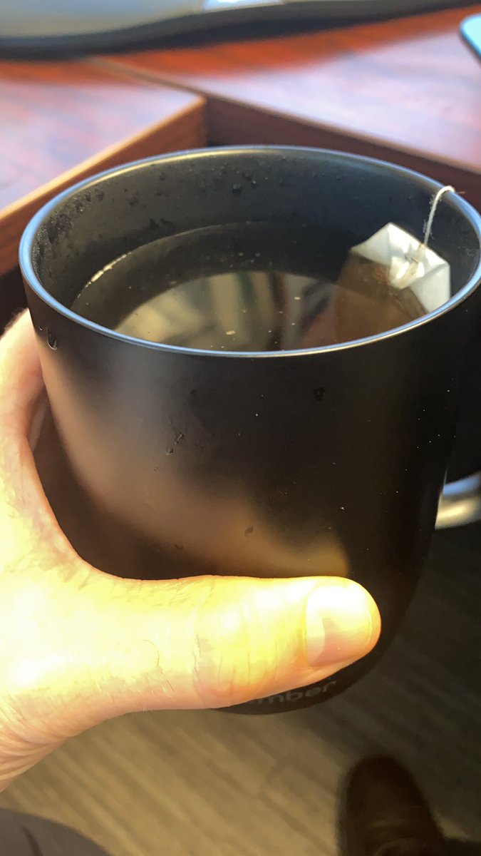 winexmagazine's tweet photo. Geezuz. I’m not making it through this day w/o afternoon caffeine. #shootmenow #neverspringforward #alwaysfallback https://t.co/sshmax8zwF