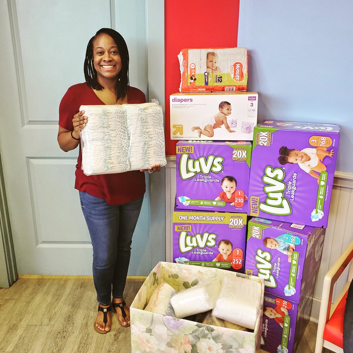 jaxdiaperbank's tweet photo. Many thanks to 24/7 Pediatric Care Centers for collecting 1,967 diapers during the Big Hearts for Tiny Feet diaper drive! All diapers collected will benefit families with babies at @Gateway_CS.
#diaperneed #enddiaperneed #jaxdiaperbank #NDBN #jacksonville #diaperon https://t.co/dnBsgGVLae