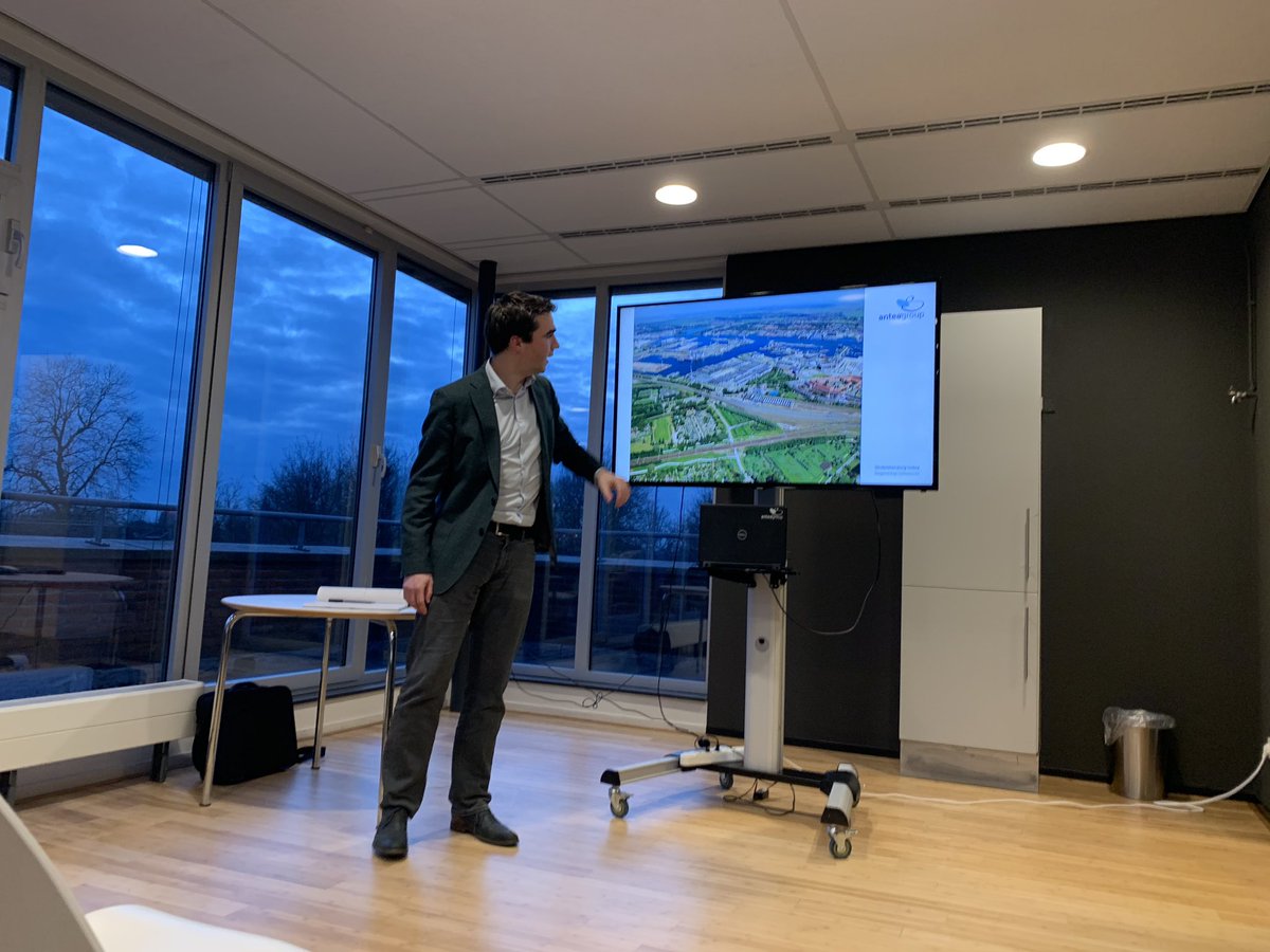 PASbv's tweet photo. Opleidingsavond over #strategische #MER procedure bij #flexibele en #organische #gebiedsontwikkeling bij #PASbv door Just Verhoeven van @AnteaGroupNL met mooie voorbeelden van #Havenstad @AmsterdamNL , #M4H @M4HRotterdam en #ASP @GemZaanstad @MAAKZaanstad #levendMER #kennisdelen https://t.co/L9ZovmdojE