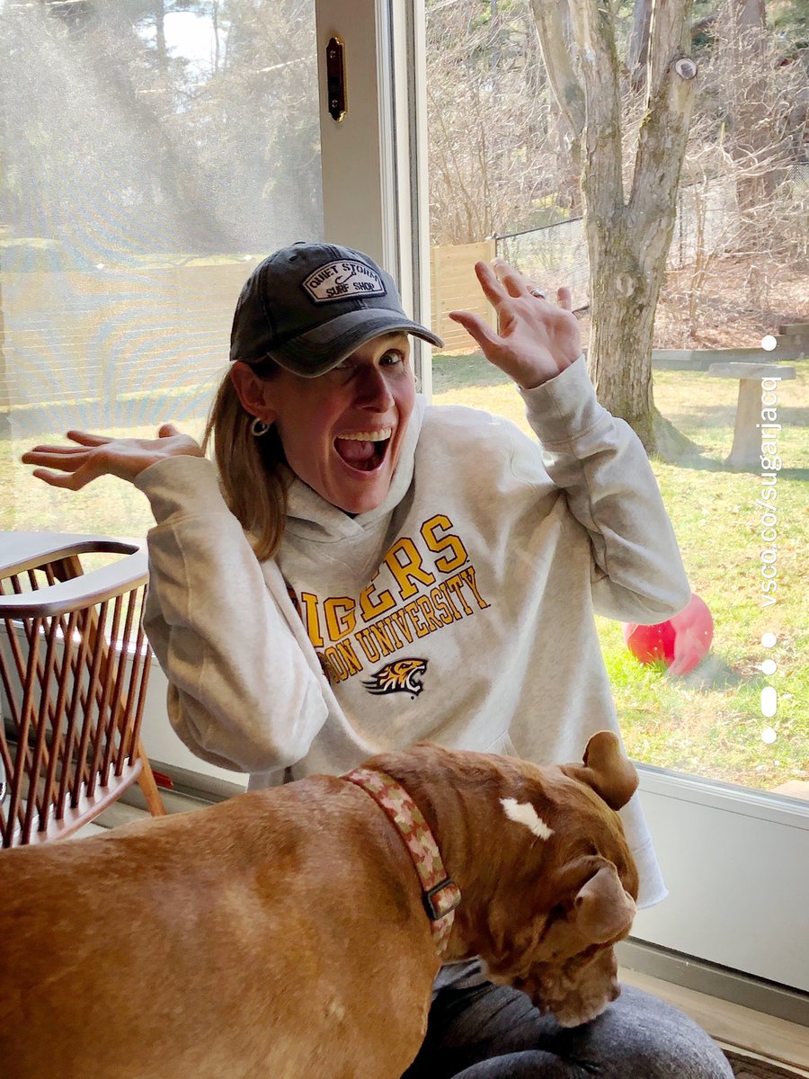 sugarjacq's tweet photo. Guess who’s starting her masters in counseling psychology at Towson next fall?
THIS GIRL. https://t.co/bIef0dopkH