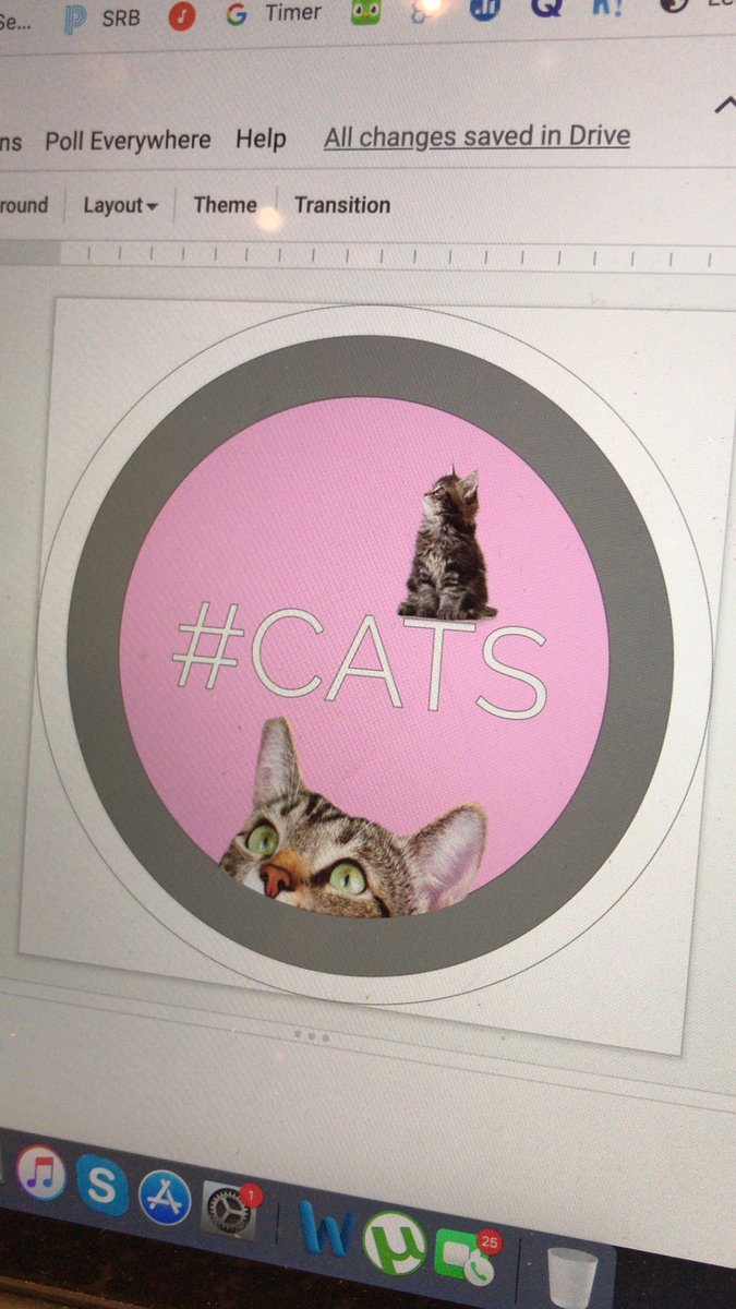 MonisiaAnna's tweet photo. Making buttons 😻 @MrMaltais #erlcpl #ERLCEdTech https://t.co/UZXvDVniV6