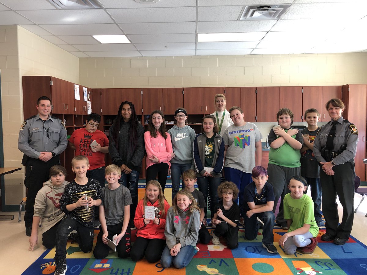 PSPTroopPPIO's tweet photo. ⁦@PSPTroopPPIO⁩ Tpr Piekanski and Tpr Pete Smith with the 21st Century Grant After School Program at #Wyalusing Area School District grades 3-8th talking about police work and forensics https://t.co/asY8vMHJNC