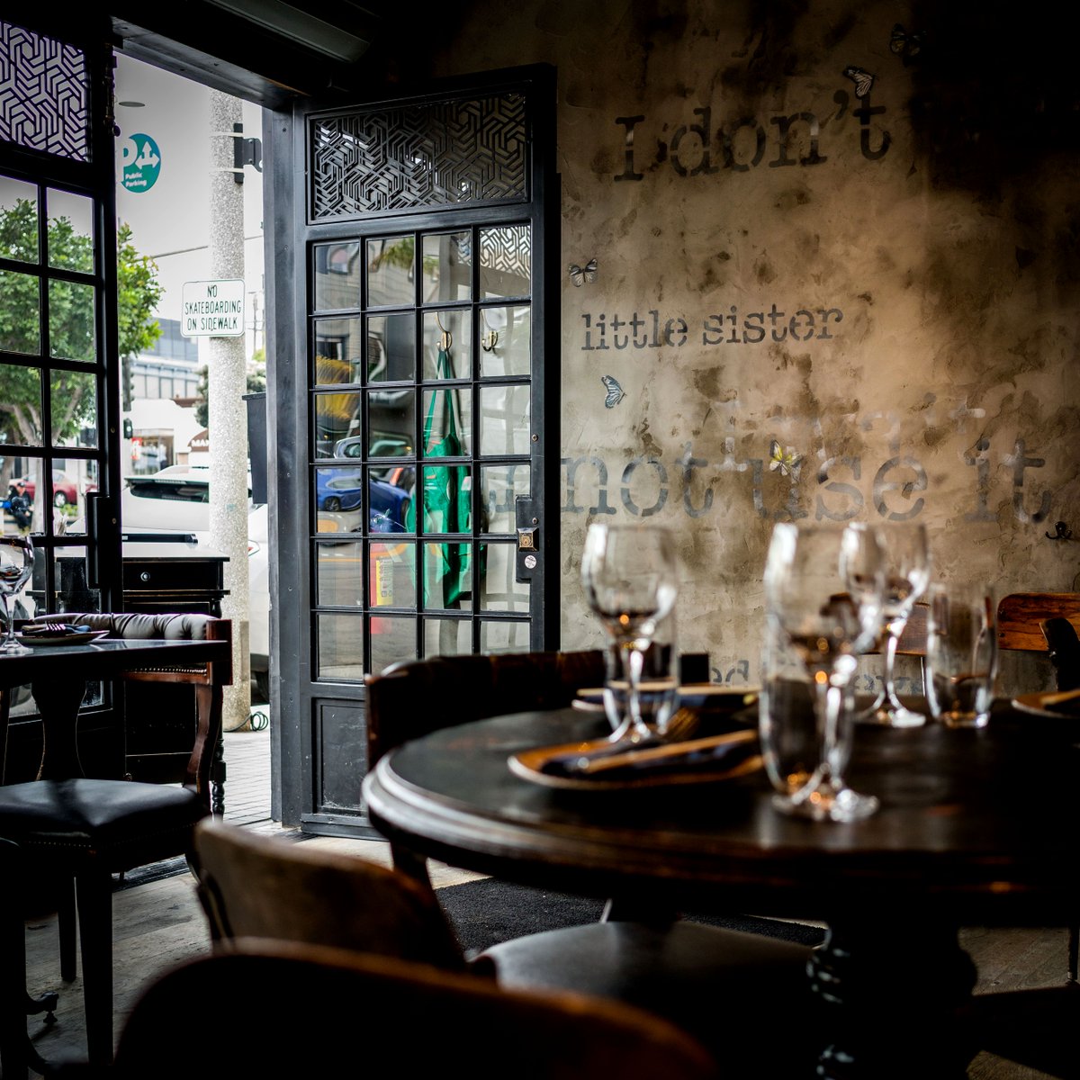 Moody Monday in MB 
.
.
.
.
#littlesisterMB #manhattanbeach #southbay #eaterLA #foodies #eatmunchies #LAist #YelpLA #eeeeeats #latimesfood #munchies #eatguide #noleftovers