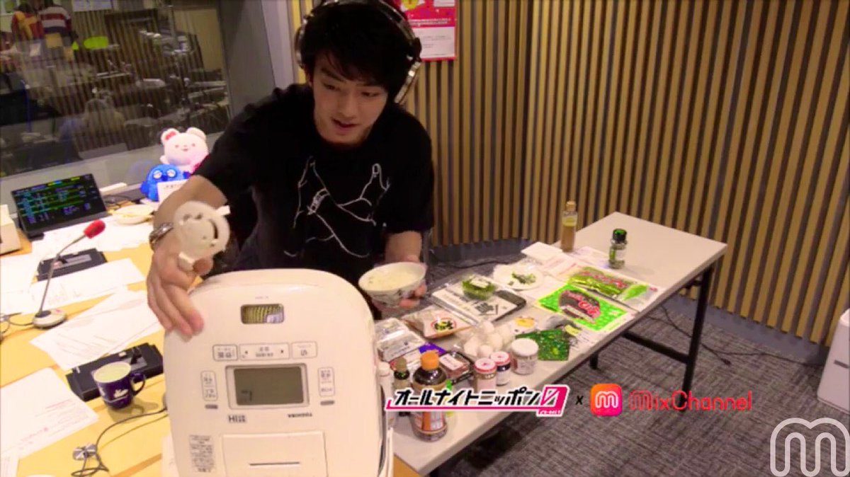 nao_kentaroo's tweet image. 『#伊藤健太郎ANN0 』#46
・今回は「めしテロ回」究極の一杯を作ろう！
・ #木村拓哉 「(#BG 健太郎が)いねーんだ」記事を家のトイレで見てて「あっーーーーー‼︎」って携帯落としそうになった。めちゃくちゃ嬉しかった
・バカな食べ方
・上様食す「忙しいんだけど…帰っていい？」🤣
#伊藤健太郎