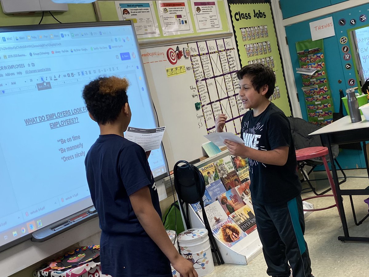 beerman_mandy's tweet photo. Ss did some role playing (employee and employer) @ParkadePanthers #PlayPKE https://t.co/dbKYorl003