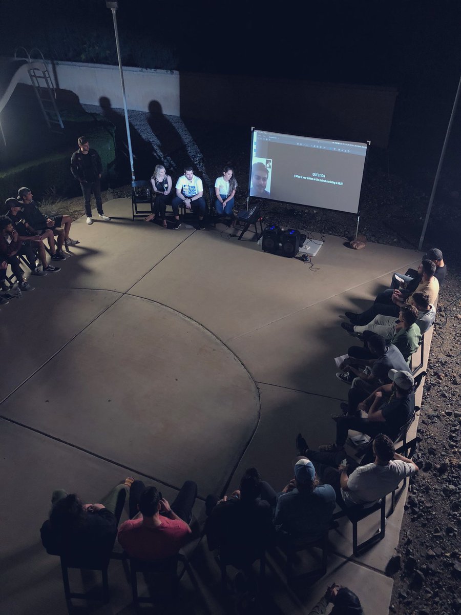 Blake_Lawrence's tweet photo. Last night Trevor Bauer hosted a social media summit for 50+ MLB players. 

On his own dime. 

Dude is doing everything he can to grow the game. 

Thankful to be a part of it. https://t.co/Bu9oaA8oE0
