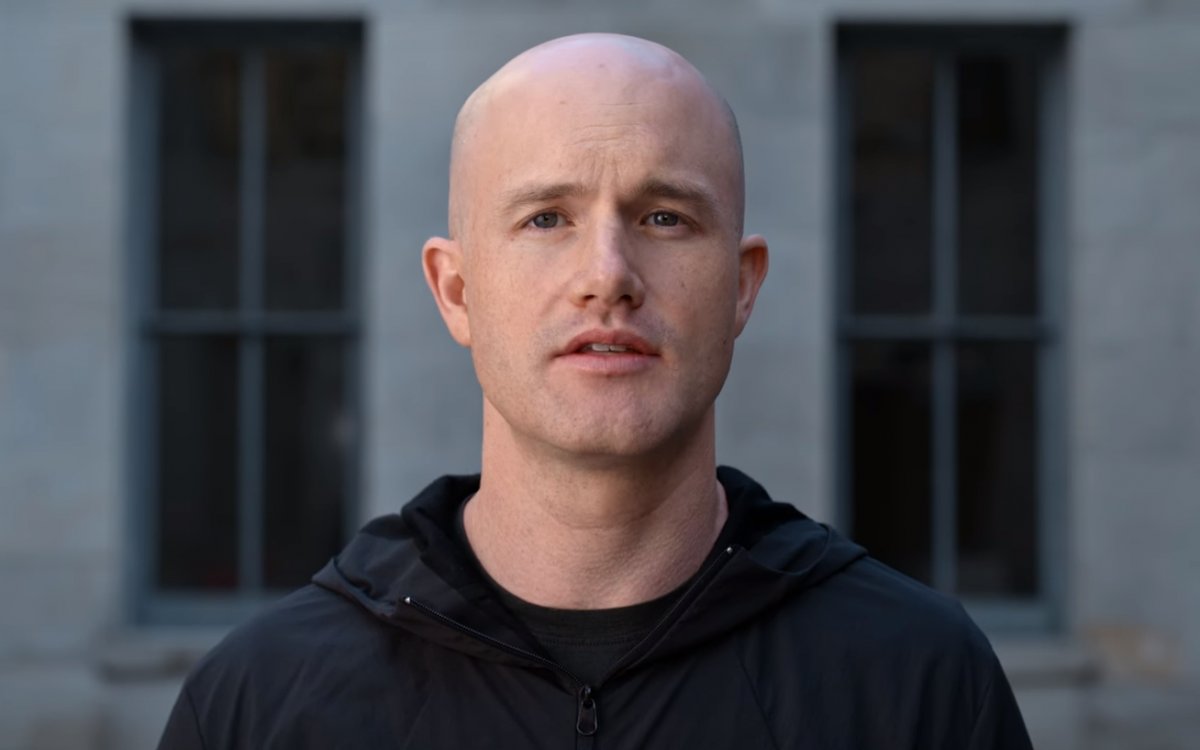 cryptoserum's tweet photo. Massive Bitcoin Price (BTC) Crash Takes Coinbase CEO by Surprise https://t.co/XbNhGL2Mgd https://t.co/wtA06R4P8g