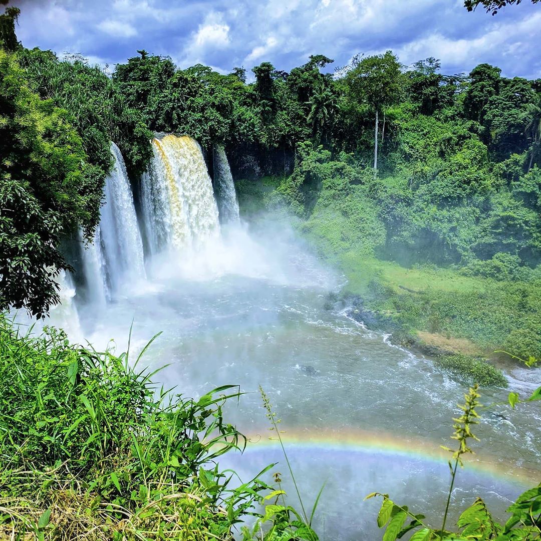 visit_nigeria_'s tweet photo. Postcard from Agbokim. Wouldn't u like 2 take a dip?
Beautifully 📸 by @negedooz
#visitnigerianow #visitnigeria #vnnmovement #thingstodoincrossriver #agbokimfalls #obudu #explorenigeria #cometoafrica #explorecrossriver #wonderofdworld
#vnnmovementcrossriver https://t.co/bAlDZLxGI9