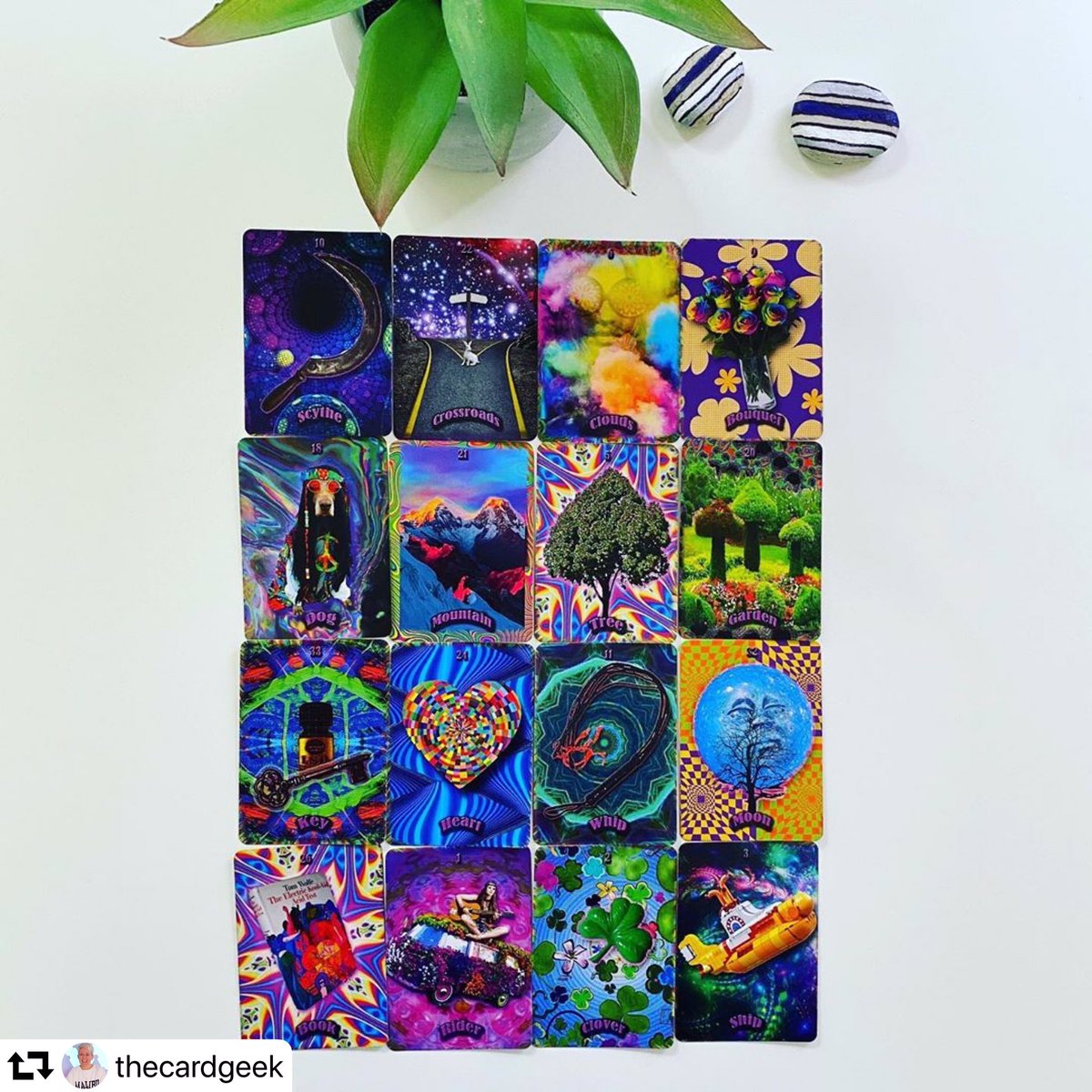 thecardgeek's tweet photo. When in doubt get the 4 x4 out .... A great spread for readers who always use a focus card as the answer :) Here you have no focus and you are forced to read the language presented .... give it a go ๐๐ #worlddivination #lenormandcards #tarot #astrology @WorldDivination https://t.co/QohmT2lYc0