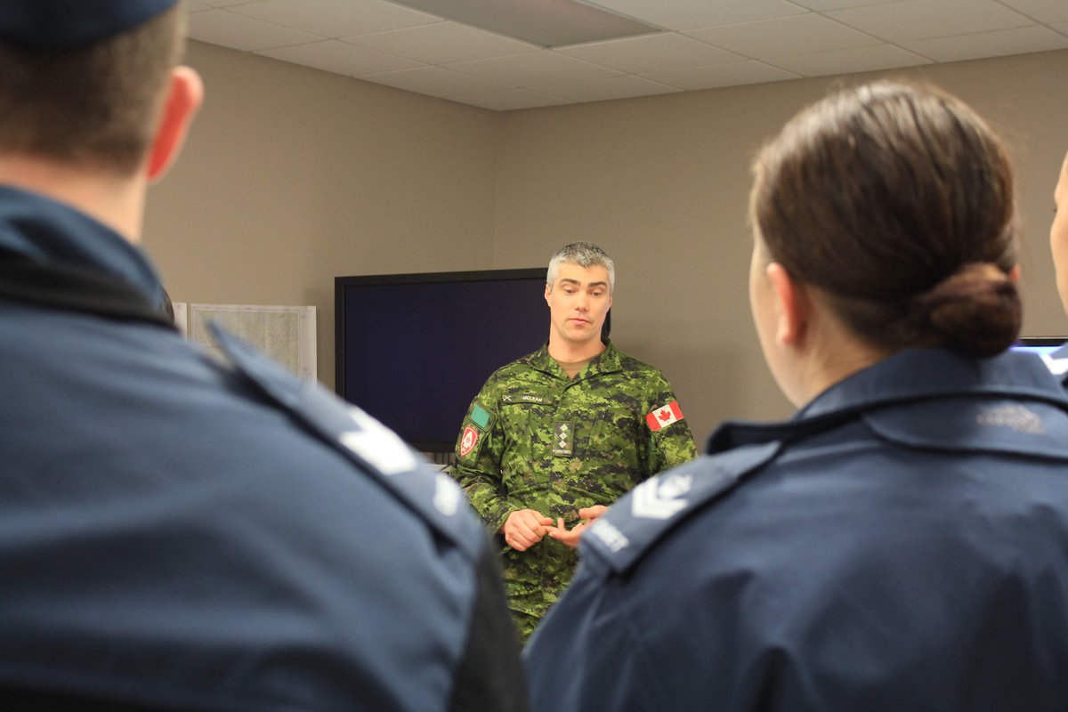 DSF_Group's tweet photo. We then headed back to Geraldton to observe some of the community engagement that @31_CBG have been doing while in Northern Ontario. A big part of #NOREX20 was to engage with the community and make connections. https://t.co/KIXcIry9rc