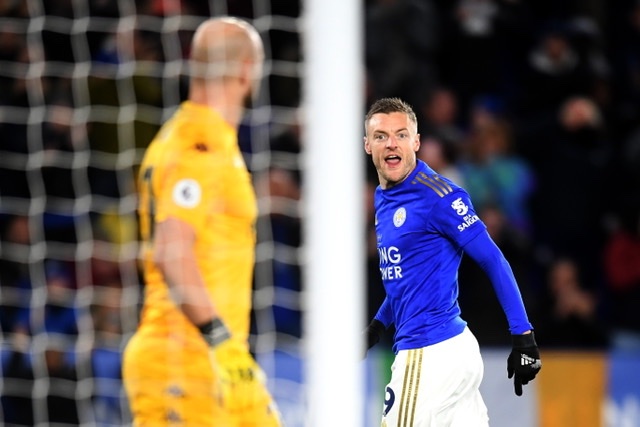 MichaelRegan's tweet photo. Chat shit, get banged.
#LCFC https://t.co/LvEm1r02Yf