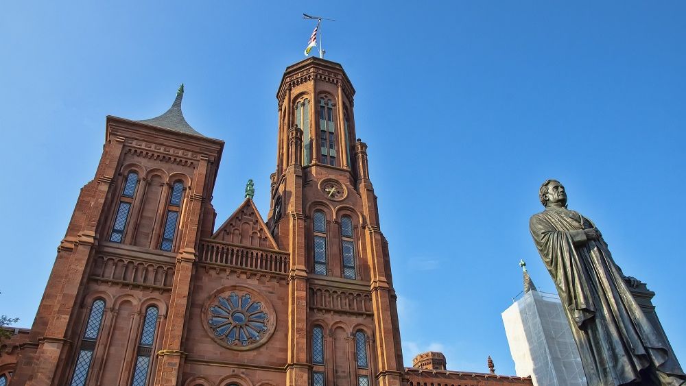 DC is in a league of its own when it comes to world-class museums, many of which are free to visit. Stroll through the <a href="/smithsonian/">Smithsonian</a> or sit and enjoy the <a href="/NationalGallery/">National Gallery</a>. There's so much to see and do in #DC. #mydccool #museums
bit.ly/2qX5yRX