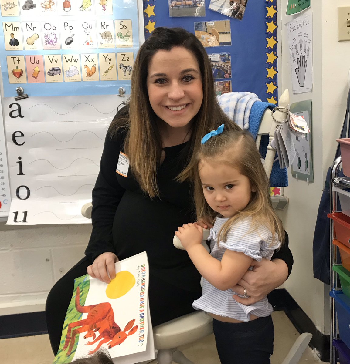 MrsMiller_PreK's tweet photo. Thanks to @mentormejac for reading to the preschoolers today!! Now we know kangaroos do have mothers too! https://t.co/ua1d5e28BS