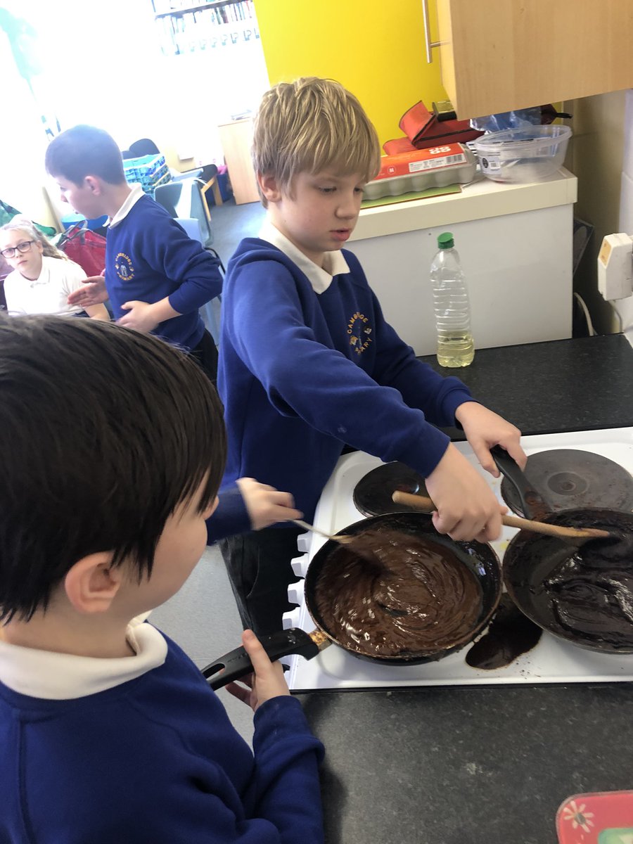 MrsRebello_CPS's tweet photo. We ended the week by making brigadeiros (Brazilian truffles), after carrying out surveys and designing products to suit the tastes of the rest of the class!🍫Great team work! @CambridgeSch https://t.co/EWcaFiEoEo