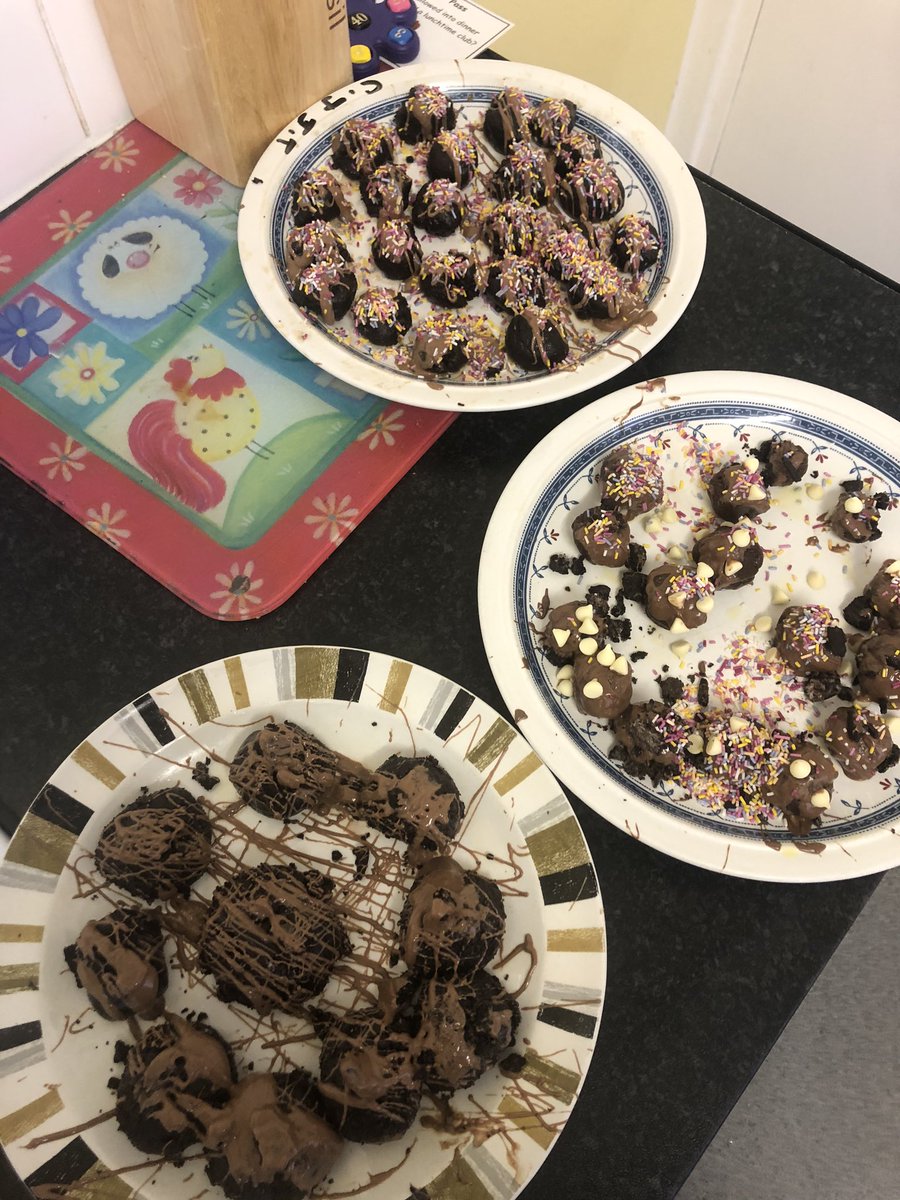 MrsRebello_CPS's tweet photo. We ended the week by making brigadeiros (Brazilian truffles), after carrying out surveys and designing products to suit the tastes of the rest of the class!🍫Great team work! @CambridgeSch https://t.co/EWcaFiEoEo