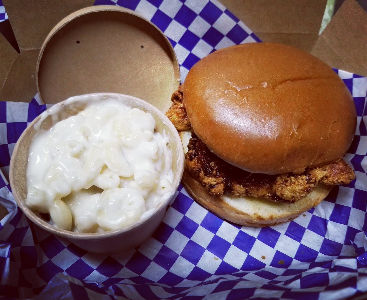 Longhorn Chicken (@longhornchicken) on Twitter photo 