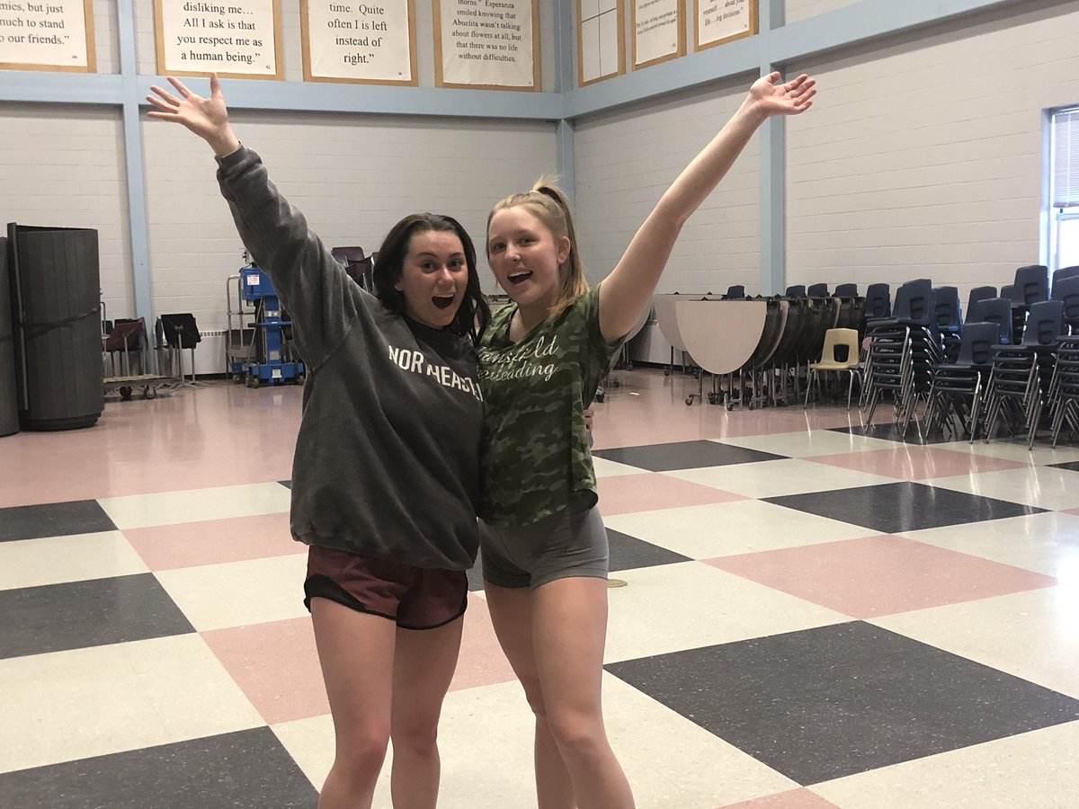 mansfield_cheer's tweet photo. WE QUALIFIED FOR THE 2020 STATE CHAMPIONSHIPS! 💚🖤
@MHShornets https://t.co/4DOmmxFntl