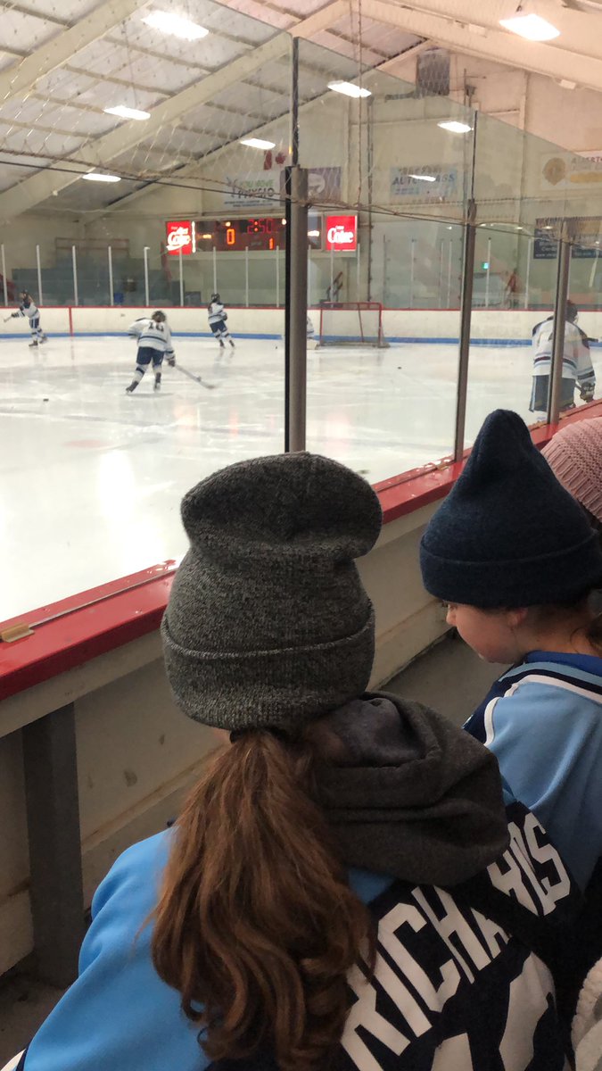 WindBantam's tweet photo. Warming up 🚨 #GoWind💨 https://t.co/U9nV0nfNo6