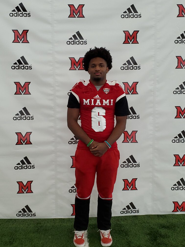KyTerrance's tweet photo. Had a great visit @MiamiOHFootball thanks for having me @CoachConard @Martin_Miami_HC @RedHawk_Recruit #Made2fly https://t.co/6eqJ4oUY1M
