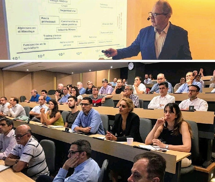 PamelaSuarezOk's tweet photo. Como miembros del Instituto para una Cultura de Seguridad Industrial (ICSI) tuvimos el privilegio de participar de la exposición de René Amalberti sobre Gestión de la  Seguridad en Sistemas Productivos de Alto Riesgo.

#CulturaDeSeguridad #Transporte #ICSI #JIAAC #JST https://t.co/OTabpNL382