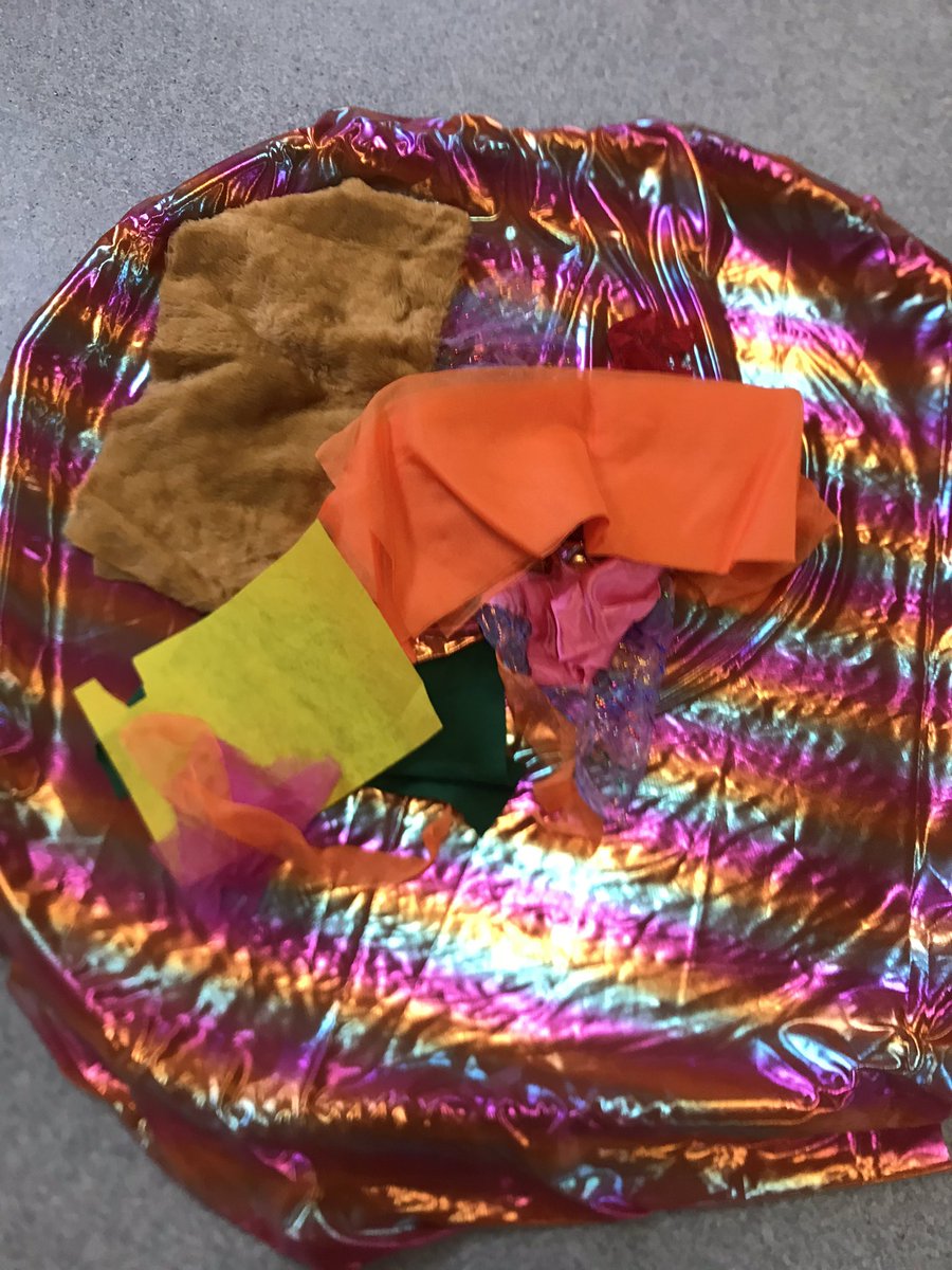 Holi festival play today. The babies loved exploring the different textures and looking at the bright colours #Holi2020 #sensoryplay @SwintonSquare @st_swinton @GMPSwintonLH @swintonpendle @Swintonstcharle @thedeansprimary