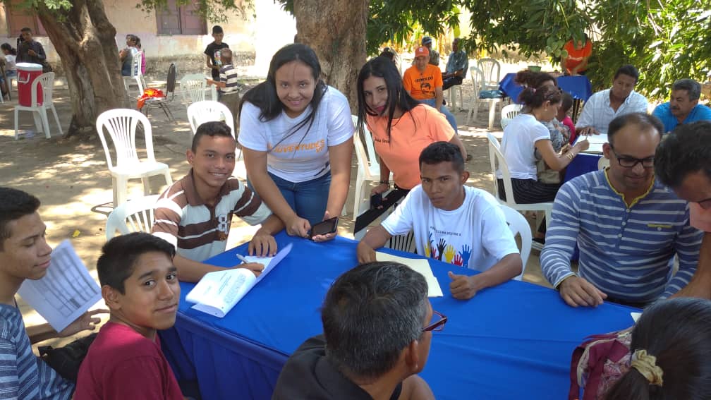 PlanPaisApure's tweet photo. Realizado I Taller de Formación Popular de @PlanPaisVzla y Mesas de Trabajo de @VP_LaMejorVzla @VoluntadPopular en #Biruaca Estado #Apure con la participación del @frenteapurelibr @biruacalibre #SociedadCivilOrg @PNCVenezuela Apure, #PartidosEmergentes y la Comunidad en General. https://t.co/K6B7BMYKTw