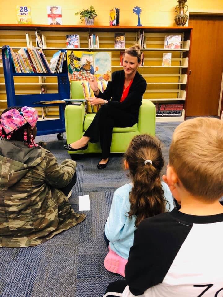 oceanbaylibrary's tweet photo. #FamilyReadingNight was a huge success! Thanks to all who volunteered! #drseussweek #obereads #oceanbayelementary #hcslibrarymedia
#obelibrarylearningcommons
#leadhcs #hcsleads #futurereadylibrarians #libraryrocks https://t.co/oP8ynWh4He