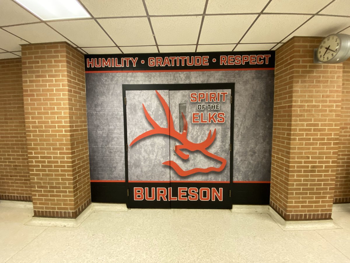 armourwrapsdfw's tweet photo. Burleson HS Band with fresh graphics for their band hall. #bigstickers #facilitygraphics #schoolbranding #wallgraphics #bandgraphics #doorwraps @burlesonhselks https://t.co/F5QkaAEka6