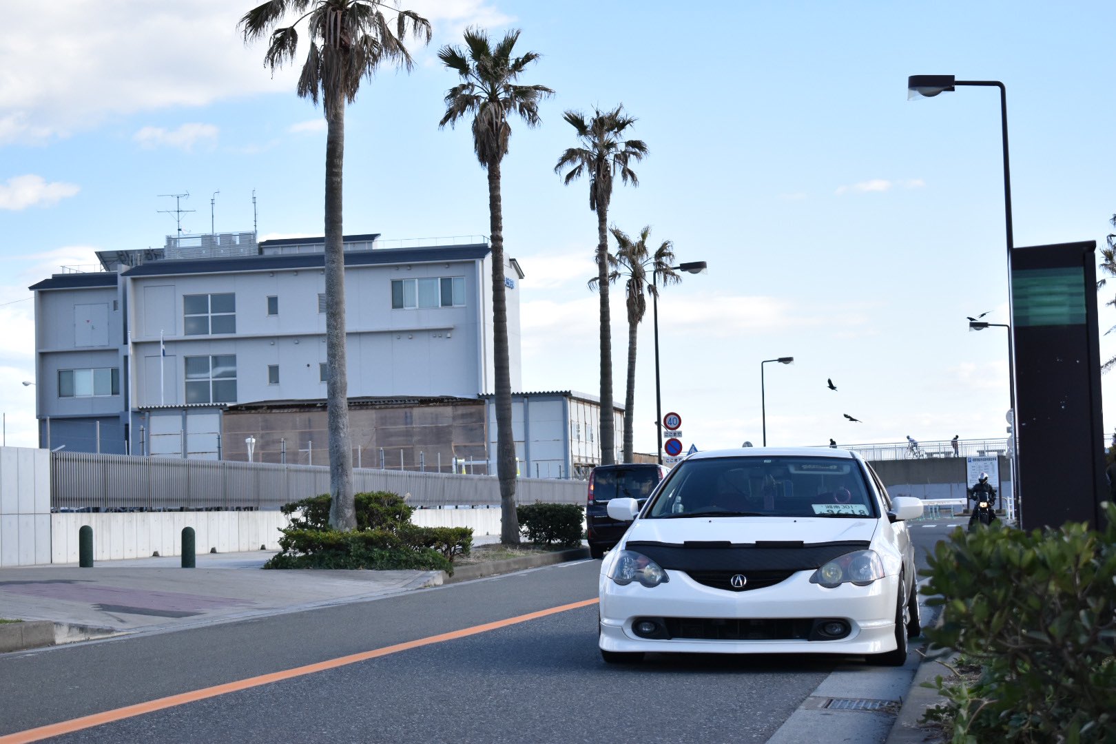 てぐら しか 乗ってる車名と長所と短所書いてけ 長所 短所 オイル消費 スーパーストラット 深リム履けない 後ろ見えない トランク開かなくなる 高速巡行向いてない トランク雨漏れ ヘッドライト冠水 見た目が ダサい T Co