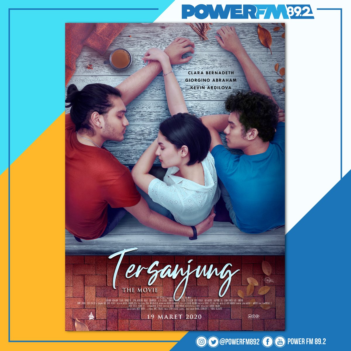 powerfm892's tweet photo. Nantikan film Tersanjung segera tayang di bioskop 19 Maret 2020!
Follow Instagram @mvppictures_id untuk info selengkapnya!
#Tersanjung
#TersanjungTheMovie
#SegeraTayang
#MVPPicturesID https://t.co/BtCDAx5JB4