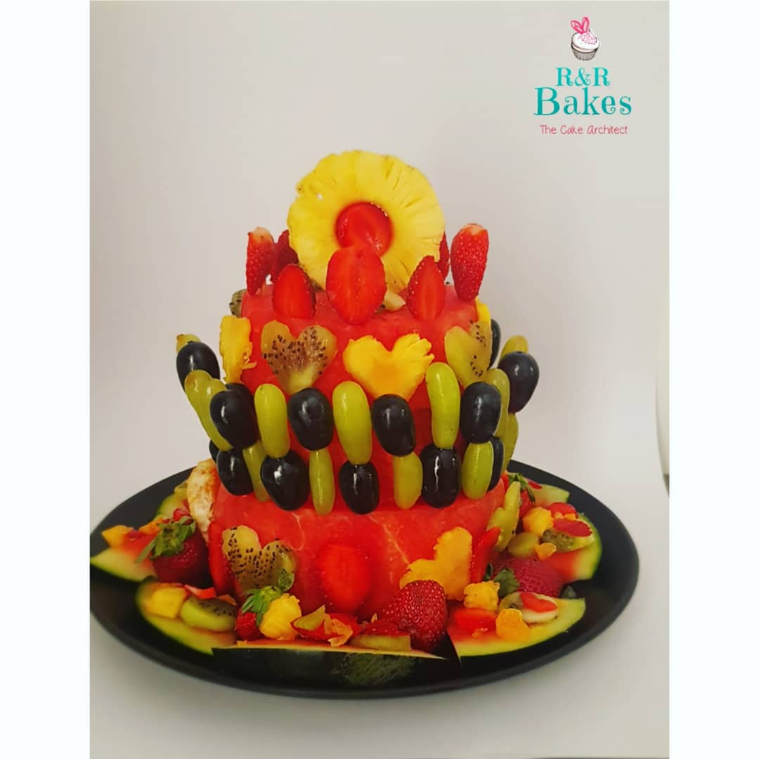 Cake_Architect's tweet photo. Refreshing colourful delight 😍
Healthier alternative to mainstream cake 🎂
#watermeloncake #wholesome #nutritious #healthyversion #fitfoodie #vegan #glutenfree #buzzfeedtasty #fitnessmotivation #bestoftheday #allnatural #amazing #aesthetic #Ahmedabad https://t.co/4vWmKIqGFP