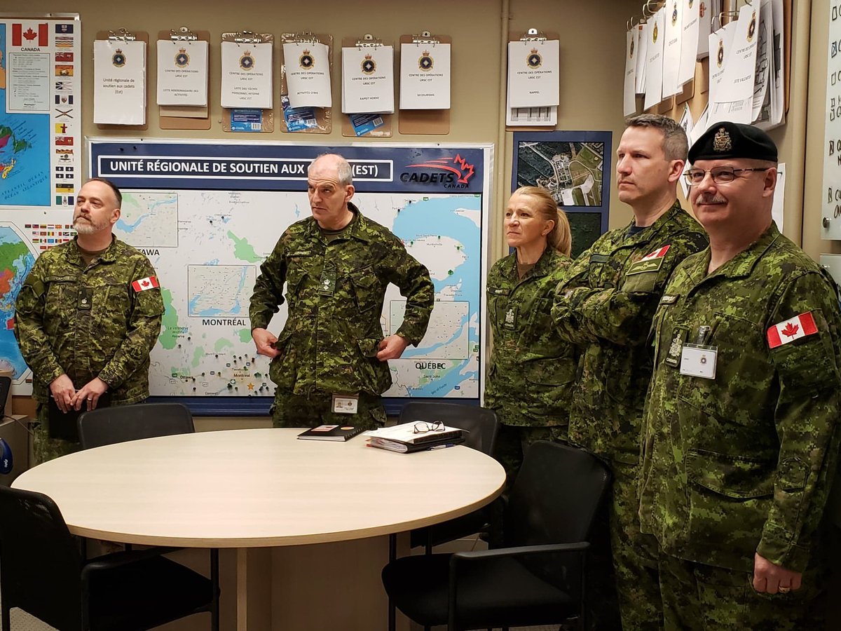 CORCSUC's tweet photo. A visit with @CmdtURSCE and his team. Thank you for sharing your successes so that we can continue to improve the Cadet Program. #teamwork https://t.co/jCfuG4Lko4