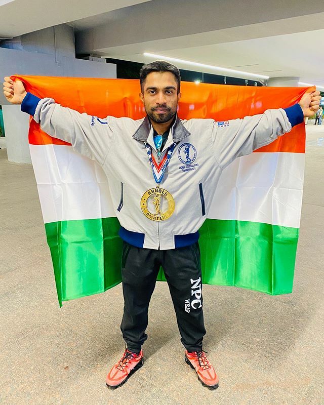 anu_28384's tweet photo. Touch Down With The @arnold_classic_amateur Gold Medal... Making India Proud... .
.
📸 @salmanshaikhphotography .
.
#forthewin #asf2020 #makingindiaproud #goforgold #bodybuilding #contest #hardworkpaysoffs #bodybuildingmotivation #makingmemories #prou… https://t.co/FpW1J2J6QE https://t.co/oIbFaKVGbO
