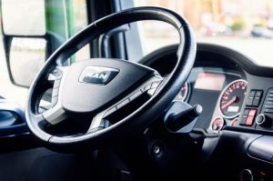 DriverCheck_Inc's tweet photo. Are Gasoline or Diesel Trucks Better for Your Fleet? https://t.co/O65E0v7IzE #BenefitsOfDiesel #FleetFuelBenefits https://t.co/VQfgmJR5x1