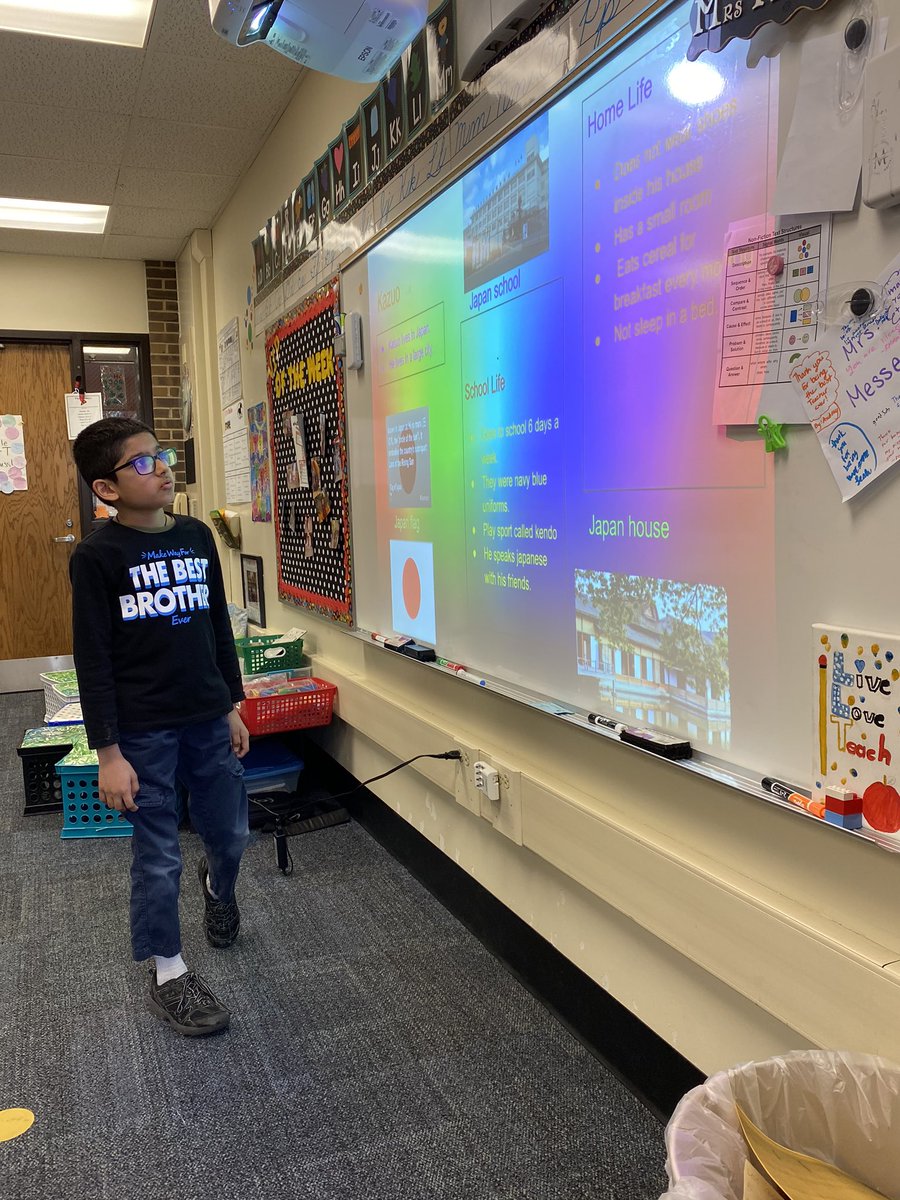 MesserMallory's tweet photo. Practicing our presentation skills! Way to go 3rd gravers! #BeStevenson https://t.co/DJJVPy4FJu