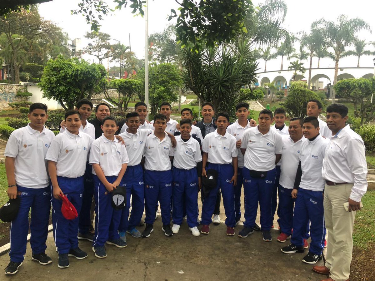 AytoCbaVer's tweet photo. 51 medallas han logrado acumular los deportistas cordobeses durante los Juegos Estatales y Nacionales #CONADE2020 en distintas disciplinas. De acuerdo al reporte presentado por la Coordinación Municipal del Deporte, 21 preseas son de oro, 19 son de plata y 11 de bronce 🏅👏 https://t.co/Ja5uqontYD