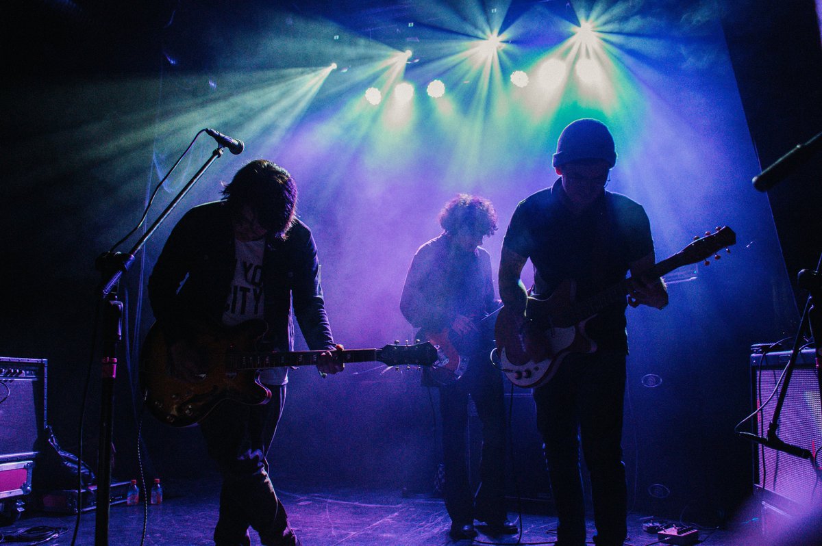 bmnoise's tweet photo. #RuidoEnVivo
El pasado viernes vimos tocar a Good Morning (@goodfknmorning) por primera vez en nuestro país en compañía de Telephone Exchange (@telephonExchnge) y de Eris Van Bloom (@erisvanbloom). Aquí la galería del concierto: 
https://t.co/IP0FOLB3bm https://t.co/tmGwH44dF7